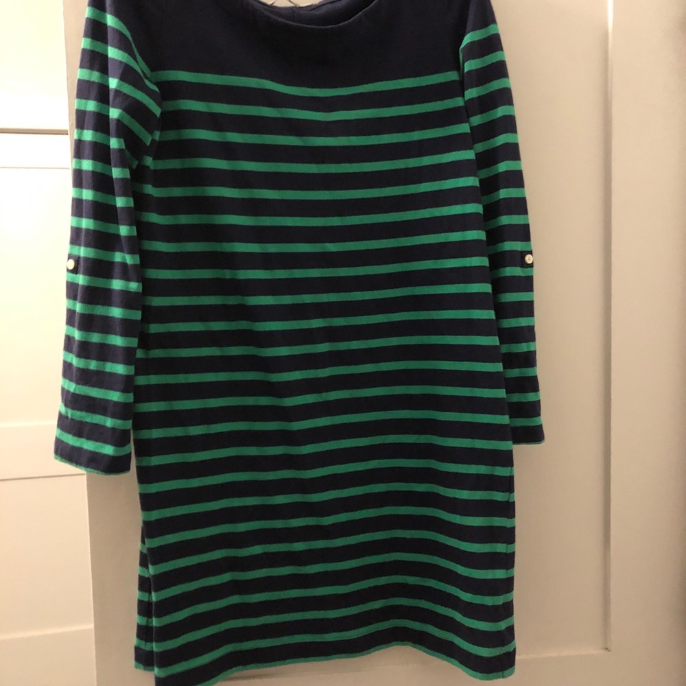 Selling a green and navy striped dress from GAP!